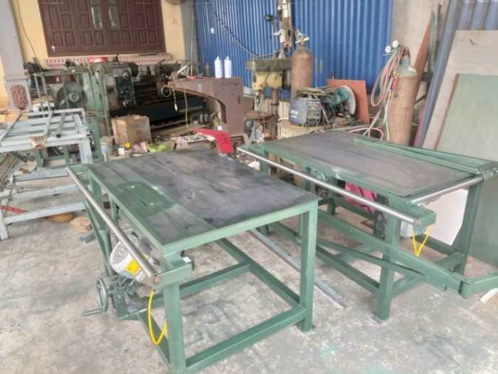 Máy cắt cửa nhựa, tấm nhựa làm tủ quần áo, tủ nhựa, kệ nhựa, hộp nhựa