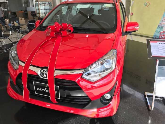 Mua xe Toyota trả góp tại TPHCM