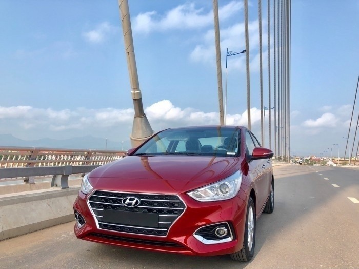 Giá xe Hyundai Accent 2018 lăn bánh