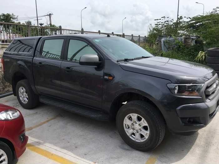 Giá xe bán tải Ford Ranger 2016