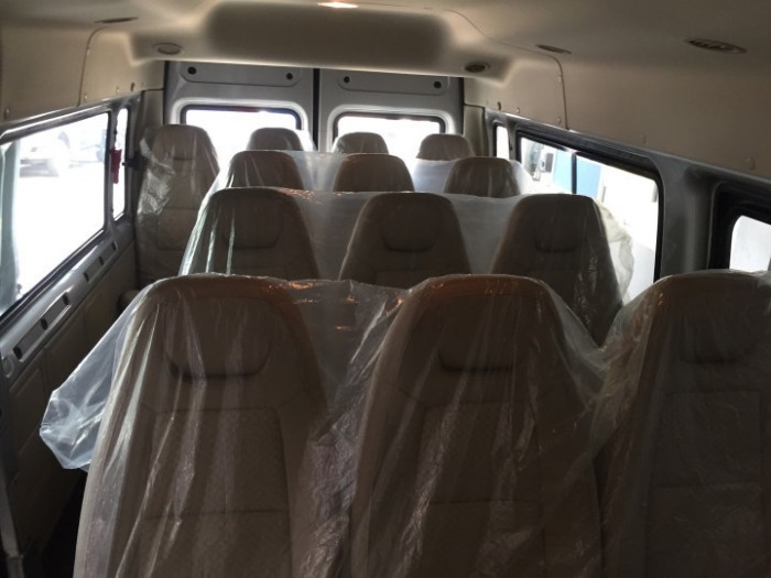 ghế ngồi Ford Transit 16 chỗ