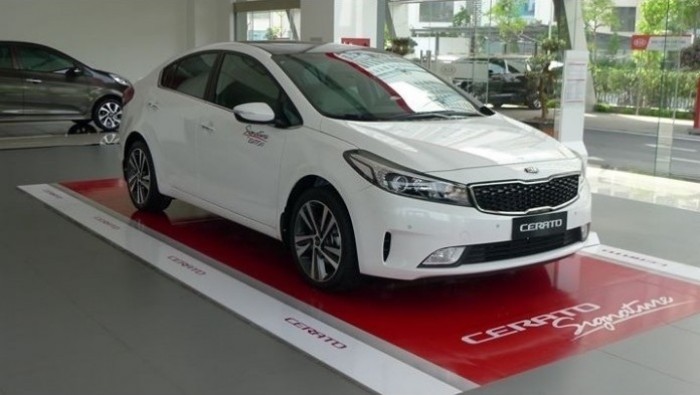 Giá xe Kia Cerato 2018 lăn bánh