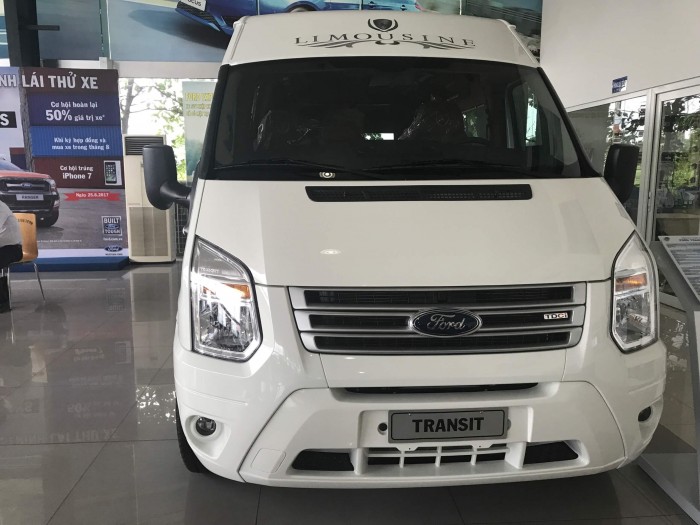 Ngoại thất Ford Transit 2018 mới thiết kế hấp dẫn