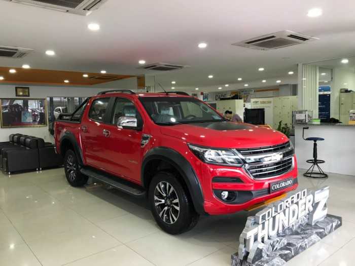 Xe bán tải Chevrolet Colorado