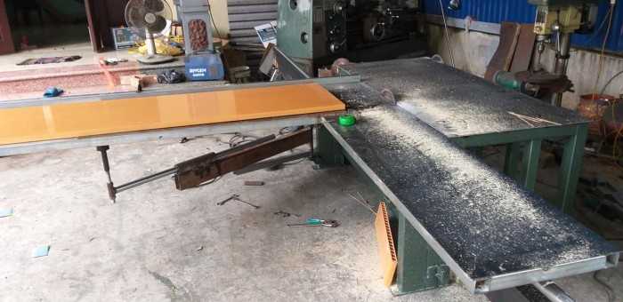 Máy cắt nhựa đài loan cnc, máy cắt cửa nhựa chất lượng tại Nam Định, TPHCM