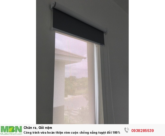 Rèm cuộn chống nắng tuyệt đối 100% chất liệu vải trơn cao cấp giá chỉ 295k/m2
