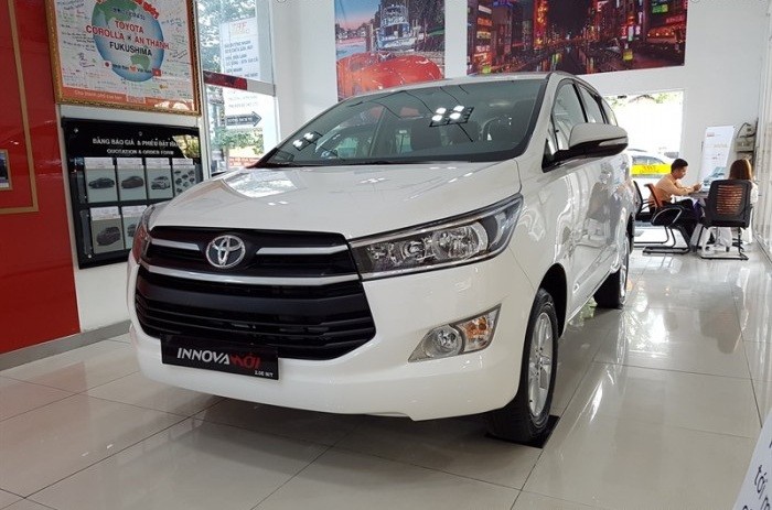 Giá xe Innova 7 chỗ cập nhật mới nhất