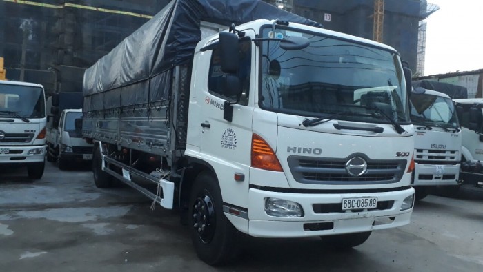 Ngoại thất xe tải Hino 8 tấn